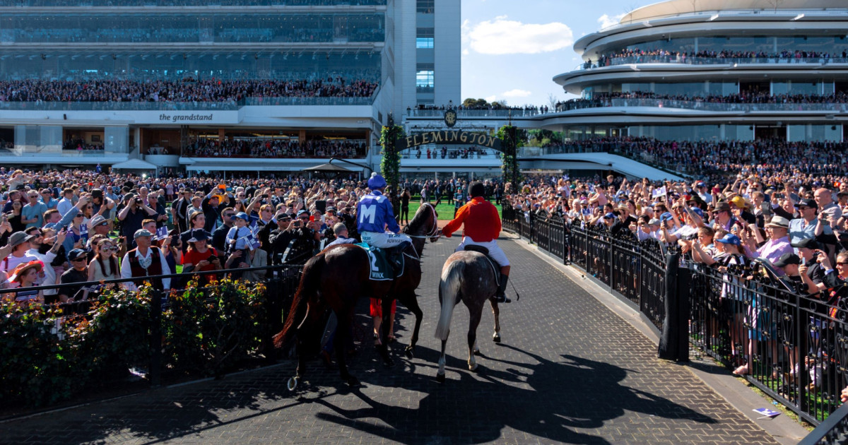 Melbourne Cup Cruise 2025 roundtrip from Sydney on Carnival Splendor