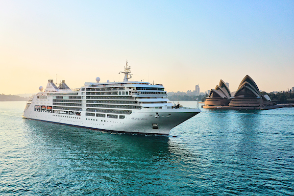 Silver Muse in Sydney harbour