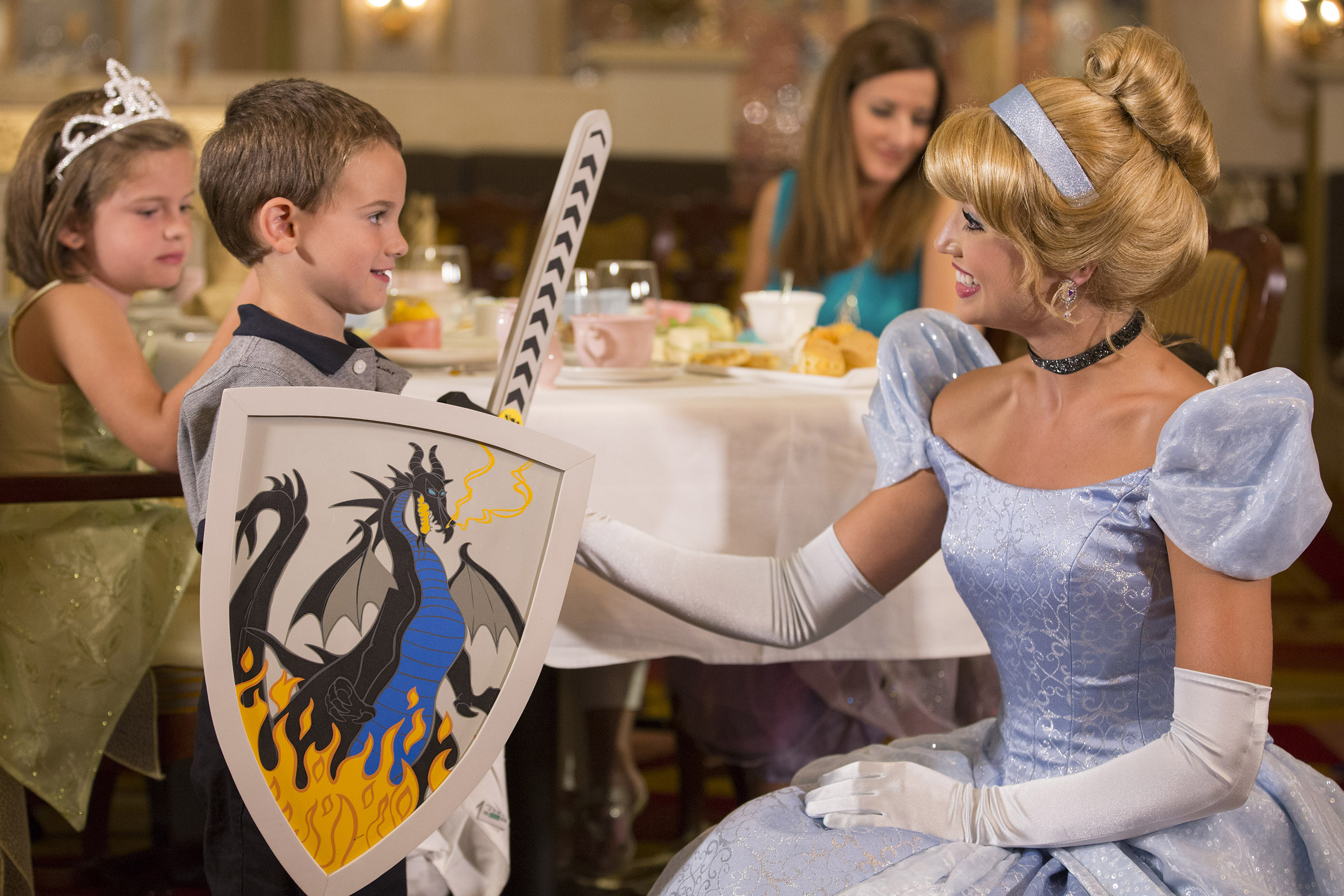 Take pictures with your Disney favorite!