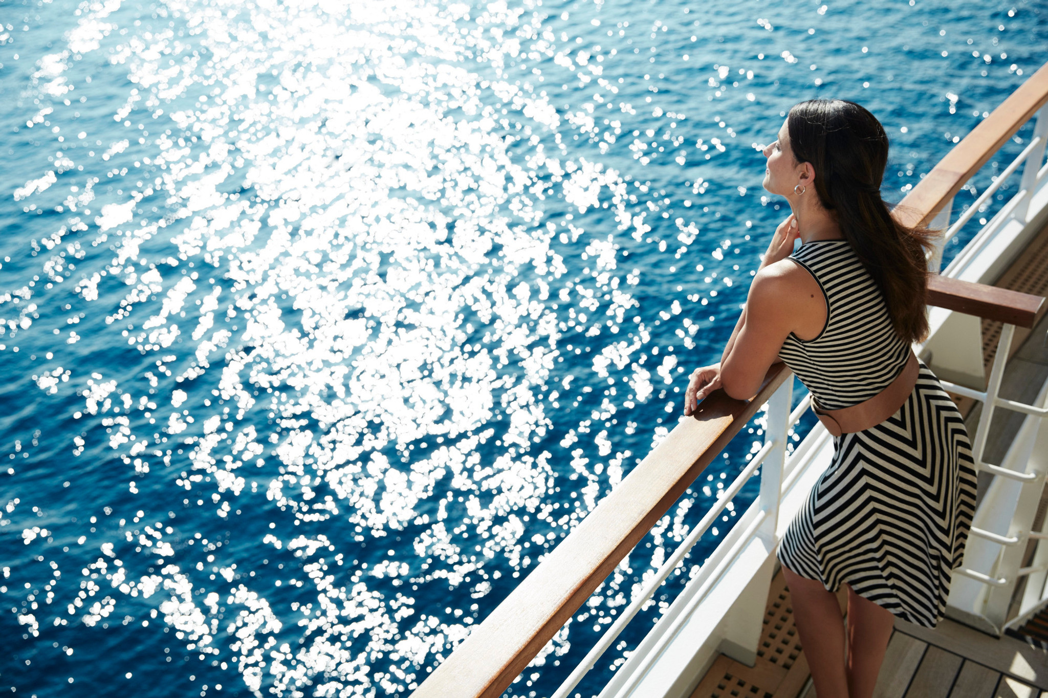 Balmy winds on the pool deck