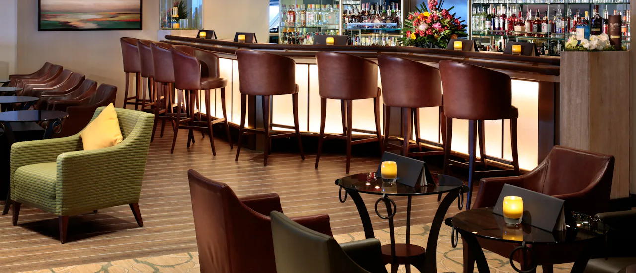 Compass Rose bar