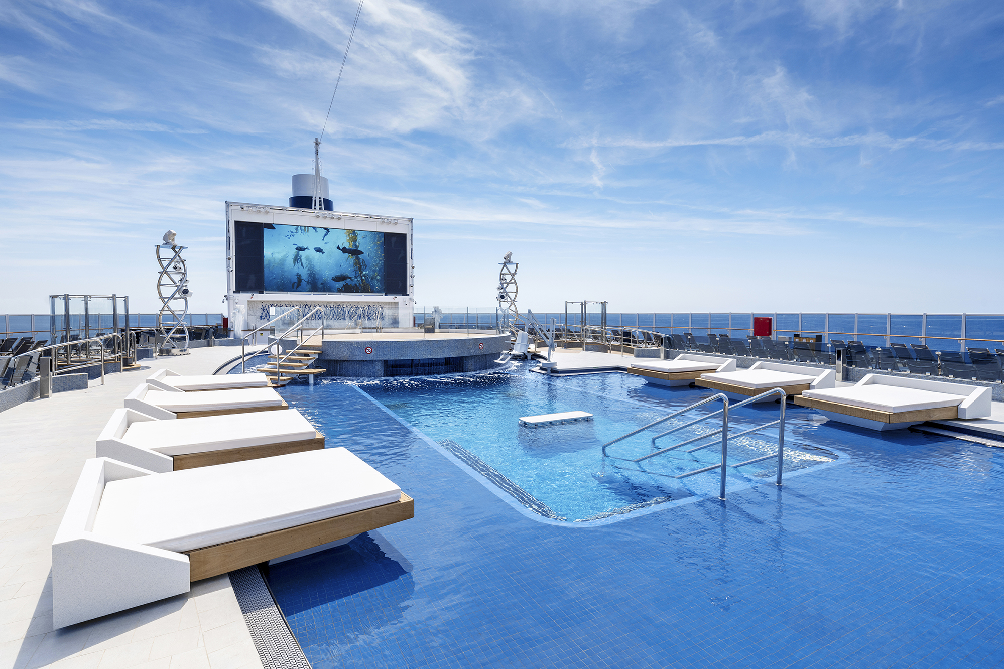The main pool - Long Island Pool has two different depths