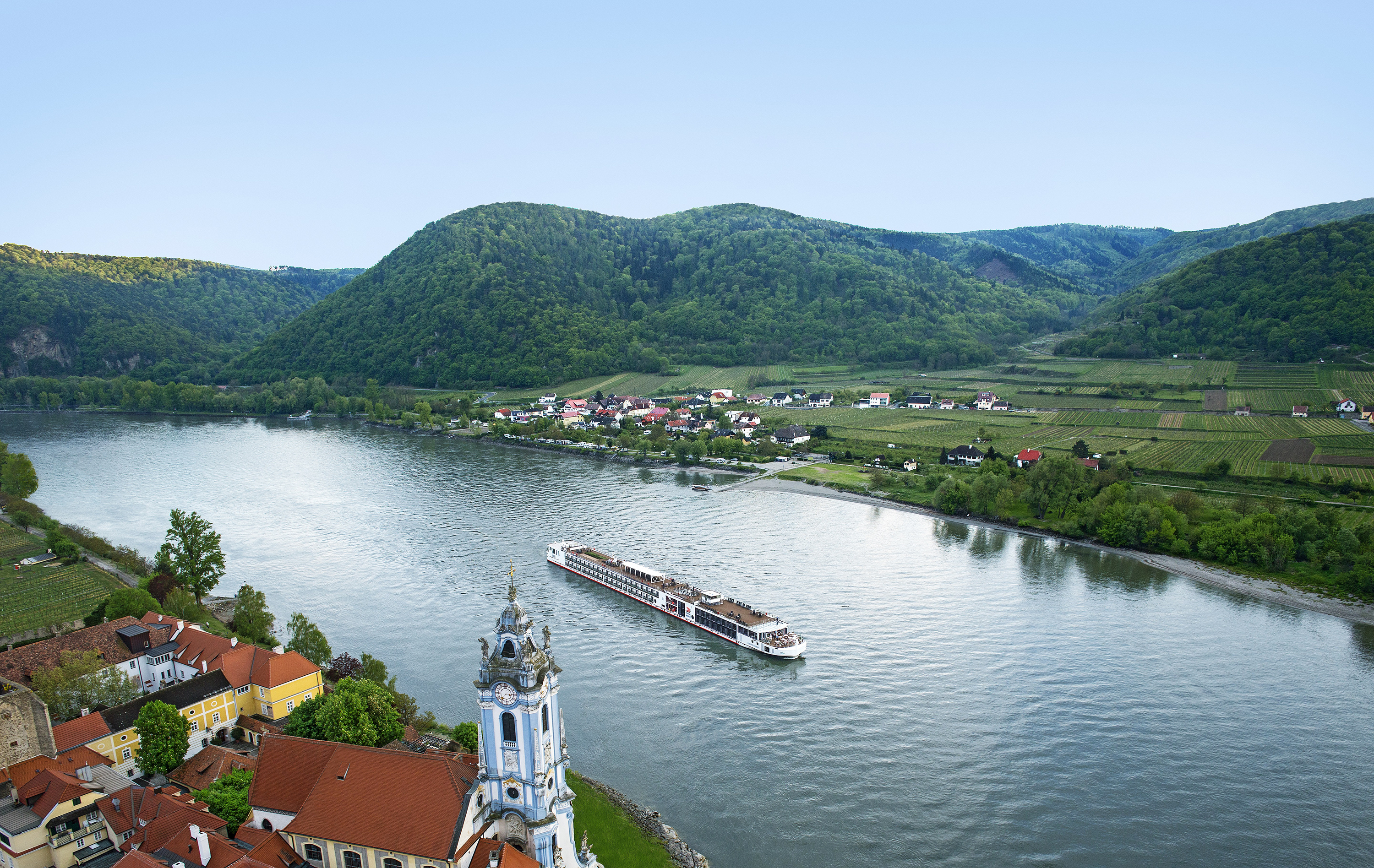 Viking Mani, Rhine River