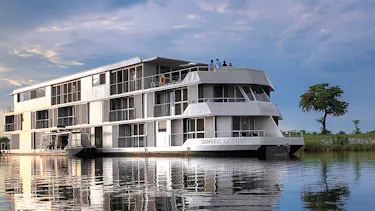 Zambezi Queen, Victoria Falls