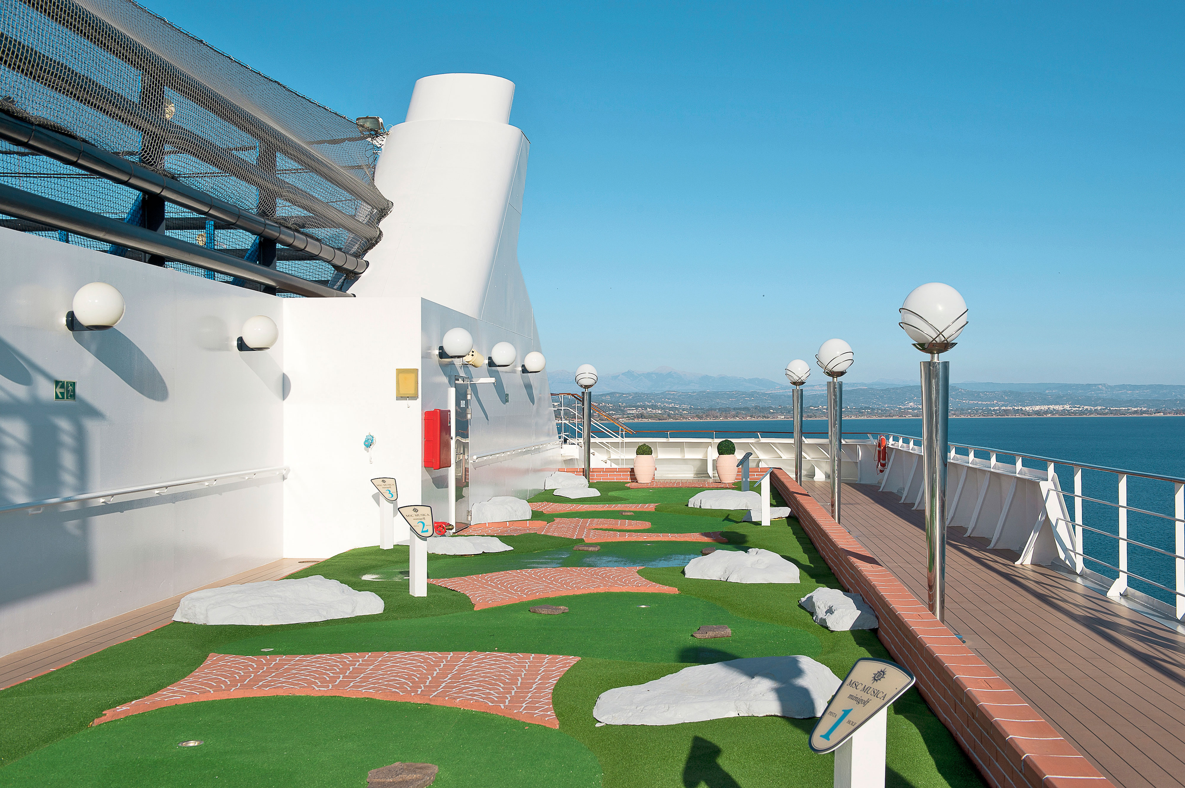 Mini golf