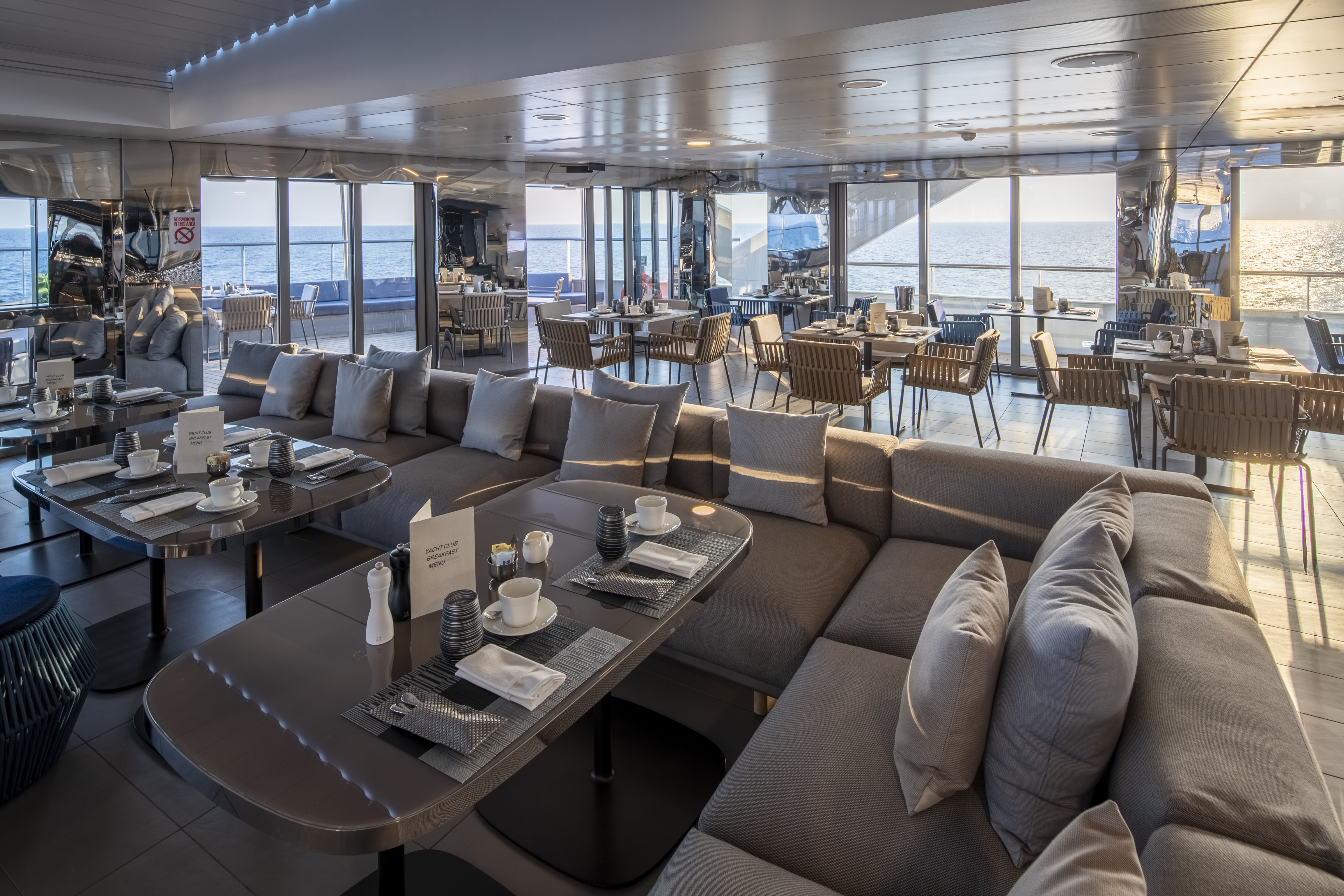 Yacht Club grill restaurant and bar, serving breakfast and lunch