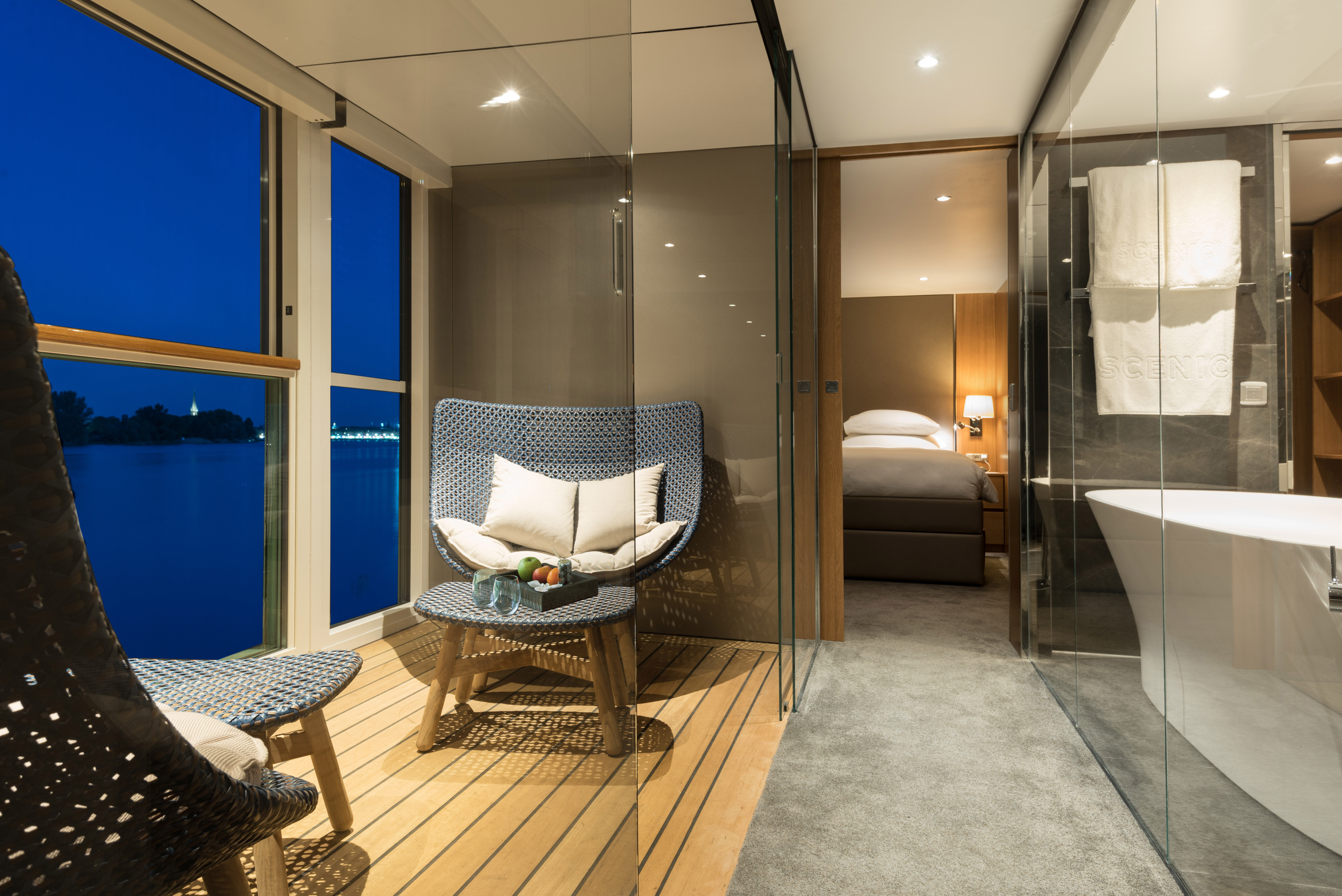 SUITE