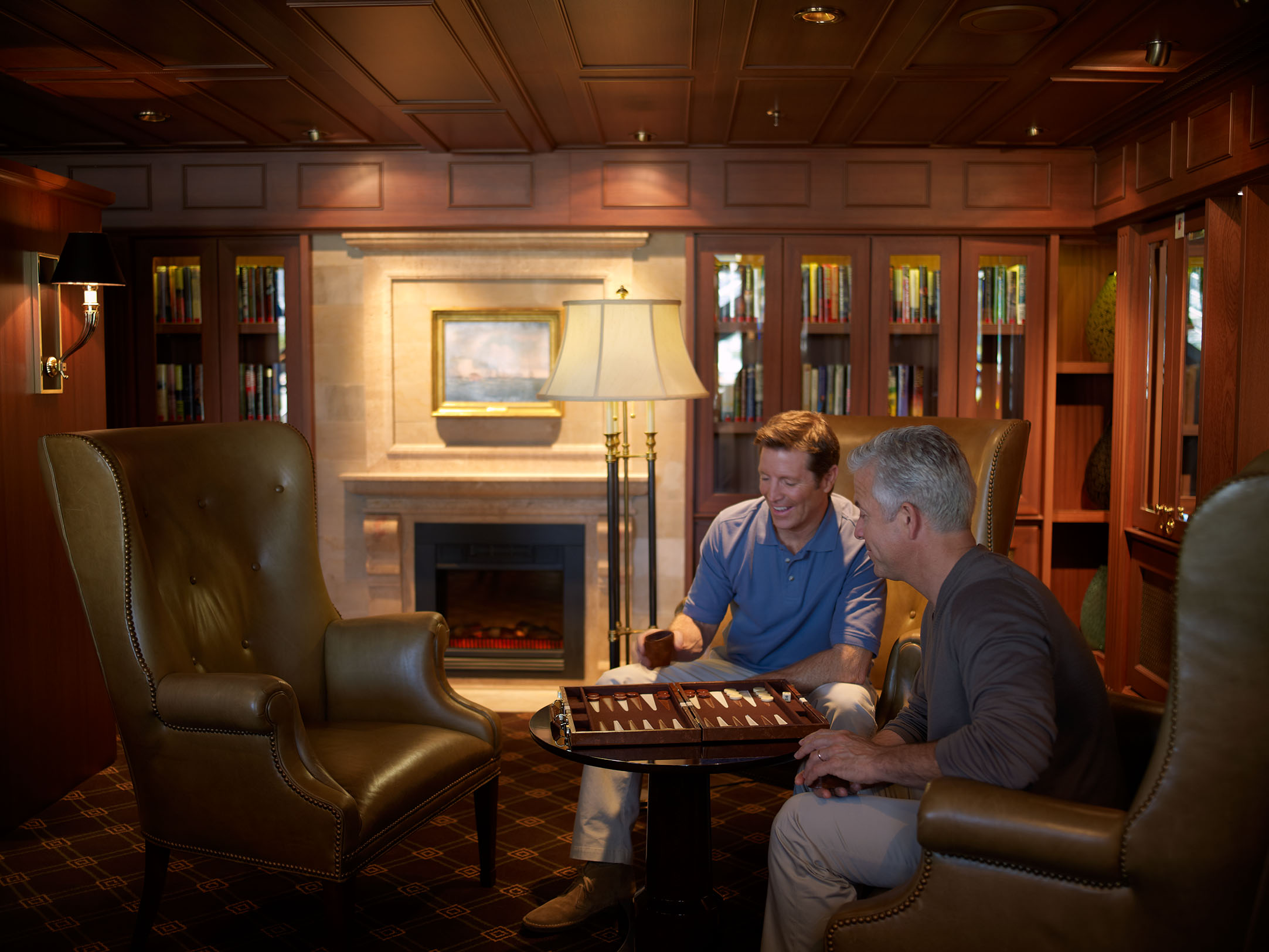 Enrich your mind in the tranquility o the English-style Library with over 2,000 books
