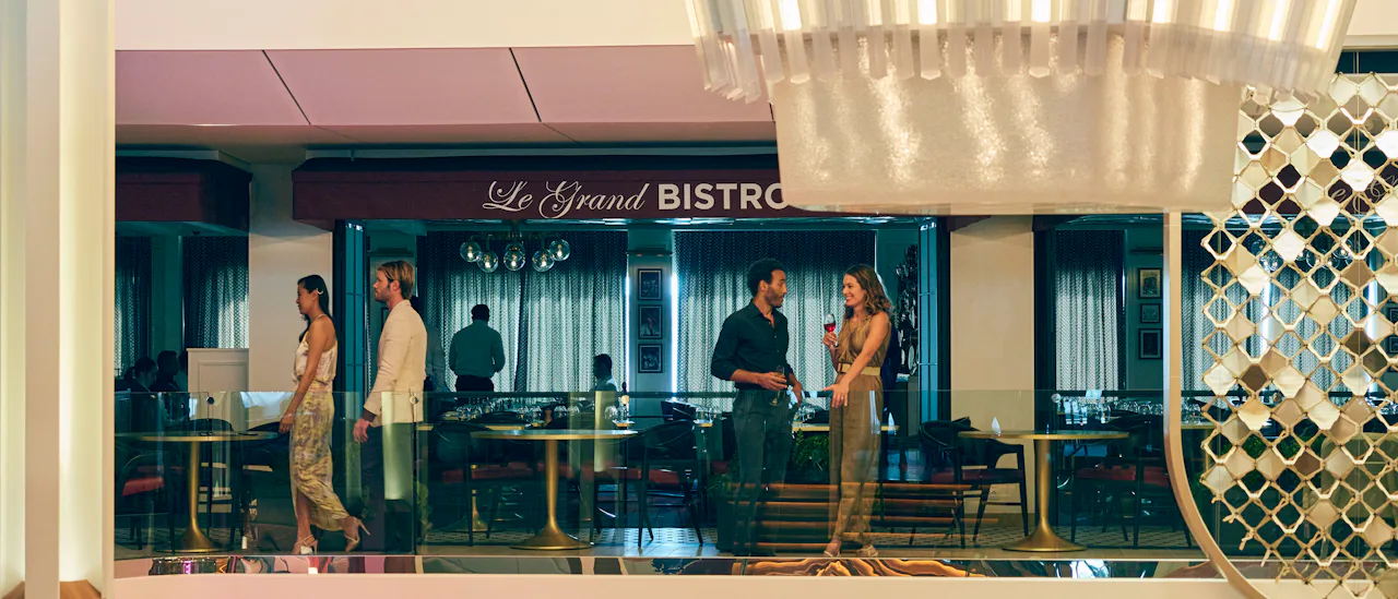 Le Grand Bistro