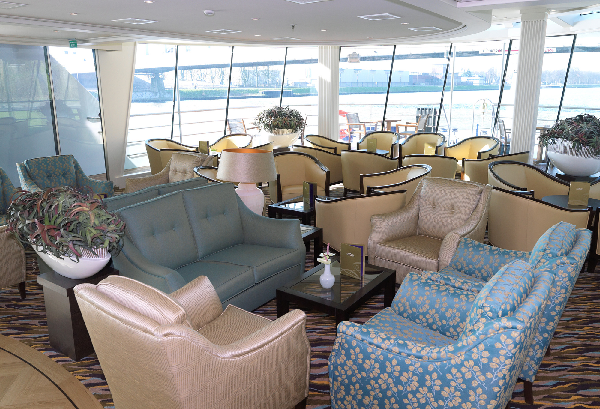 Relax in the lounge