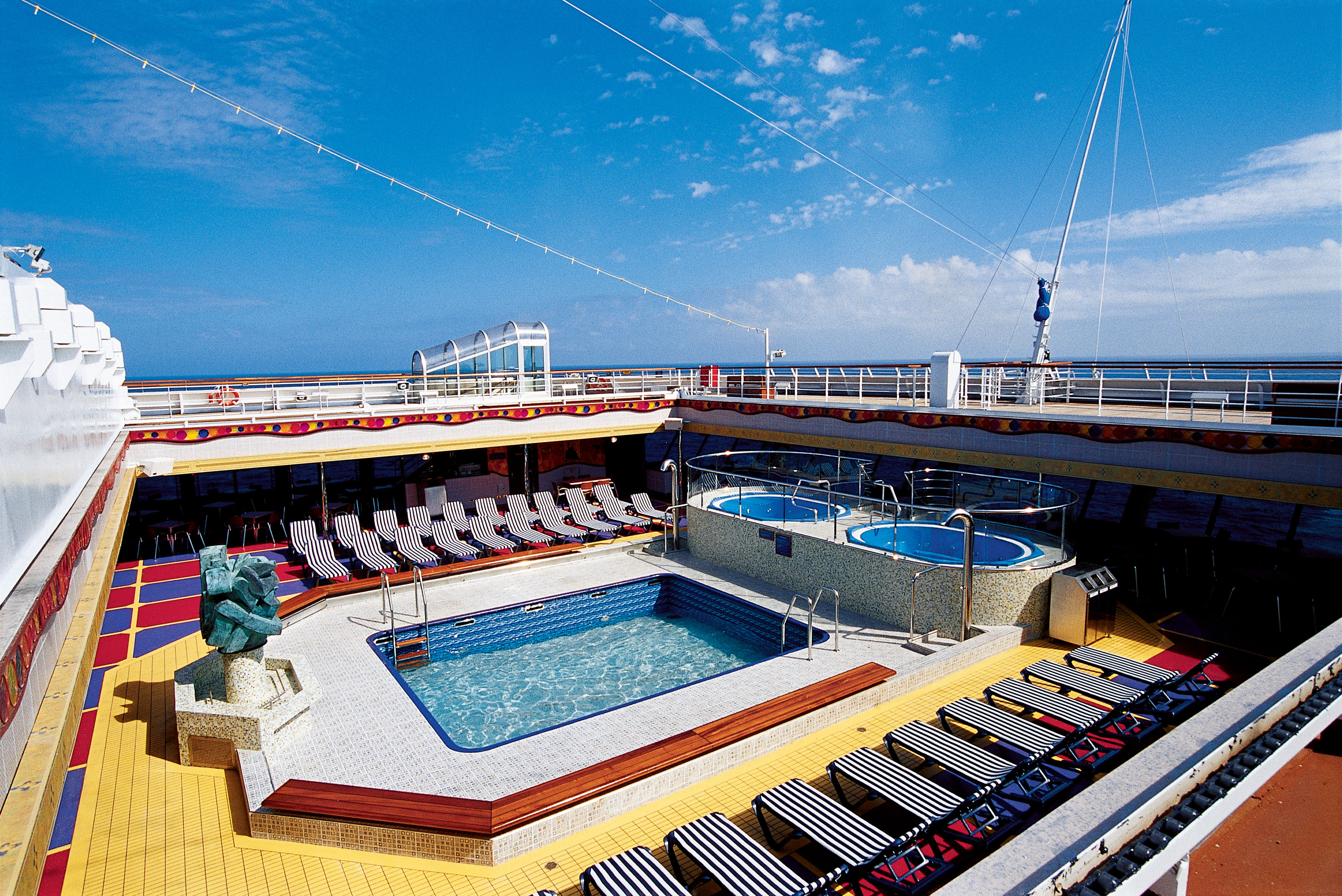 Relaxing pool deck at the aft of the ship