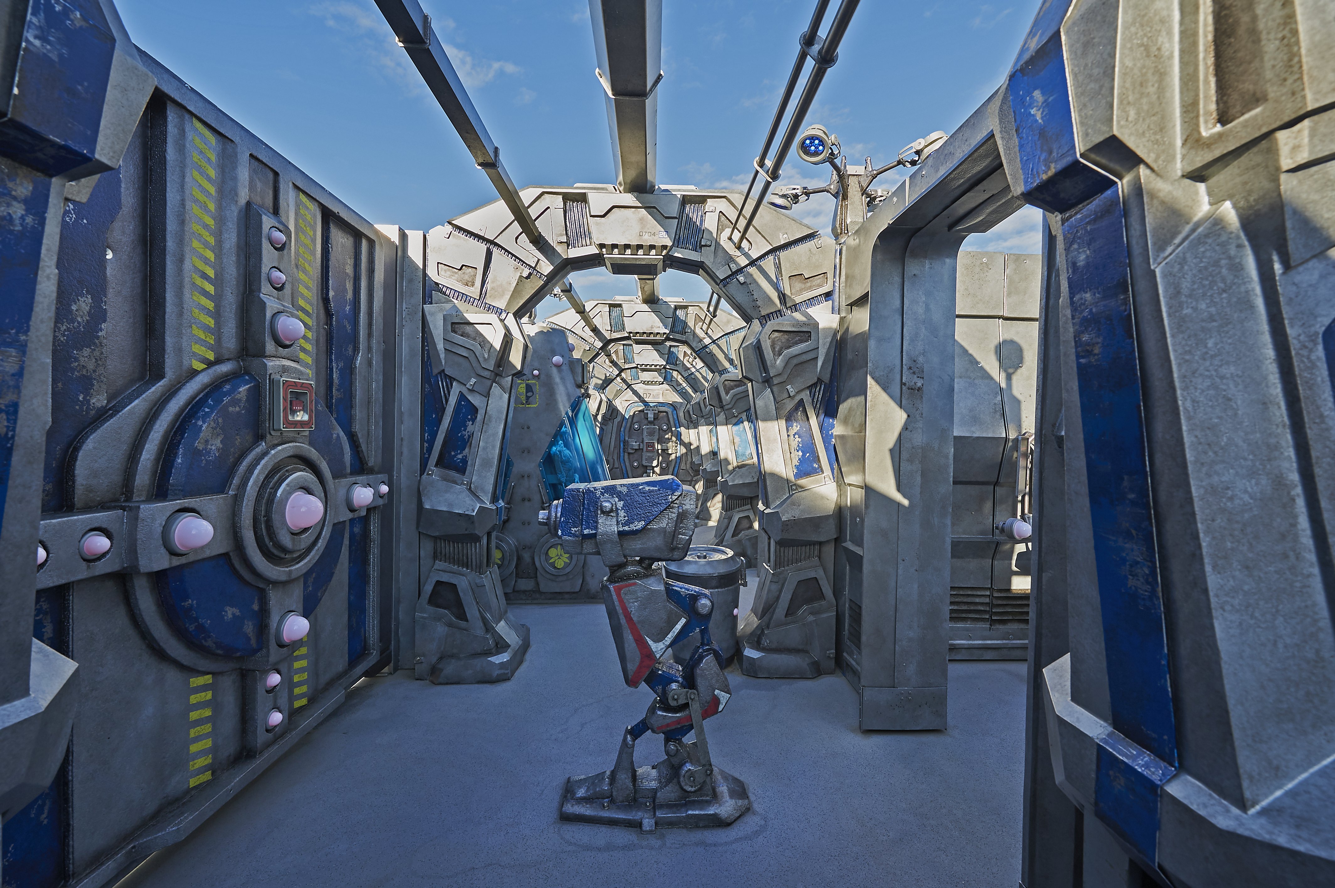 Challenge your party in laser tag