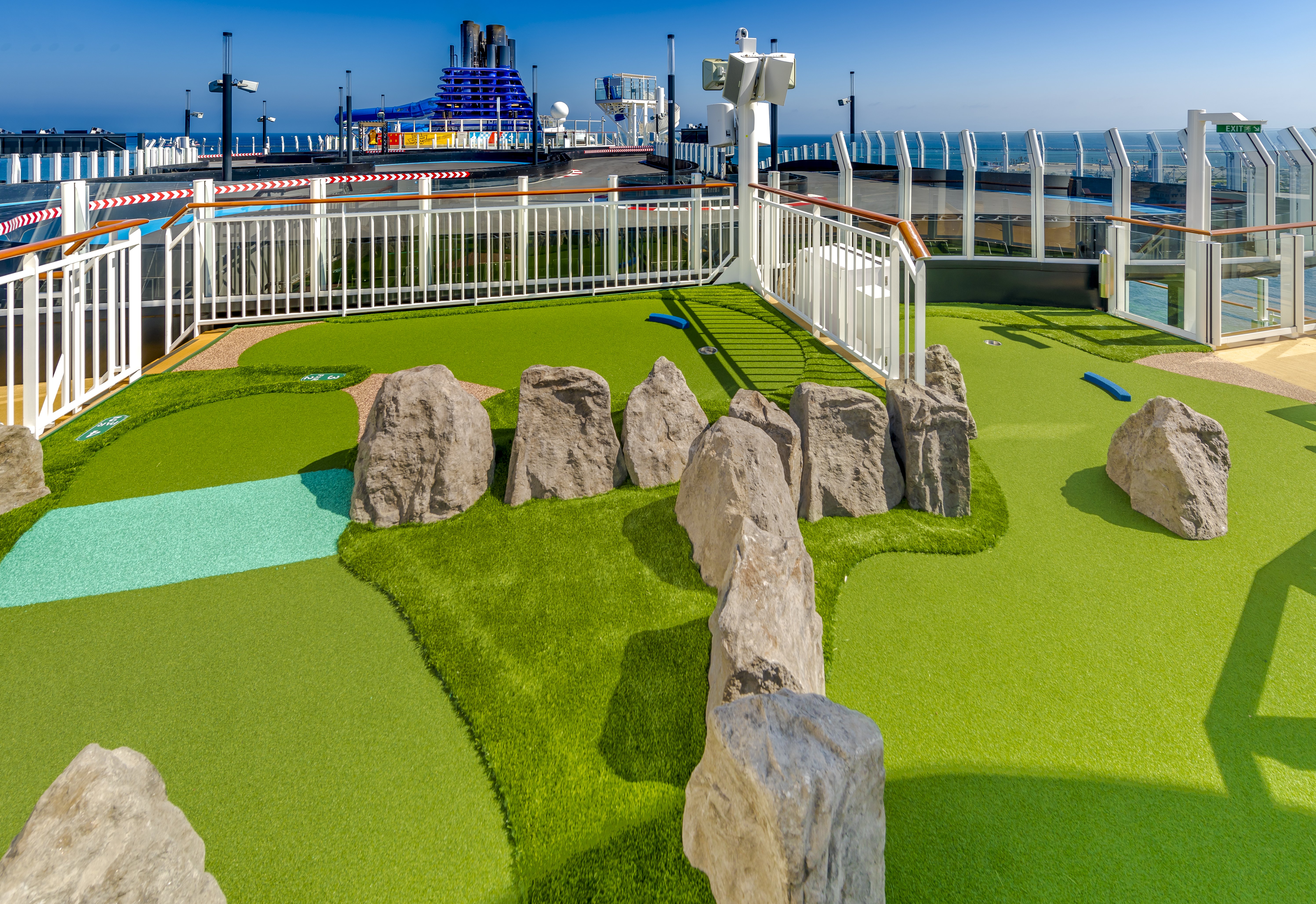 Mini golf