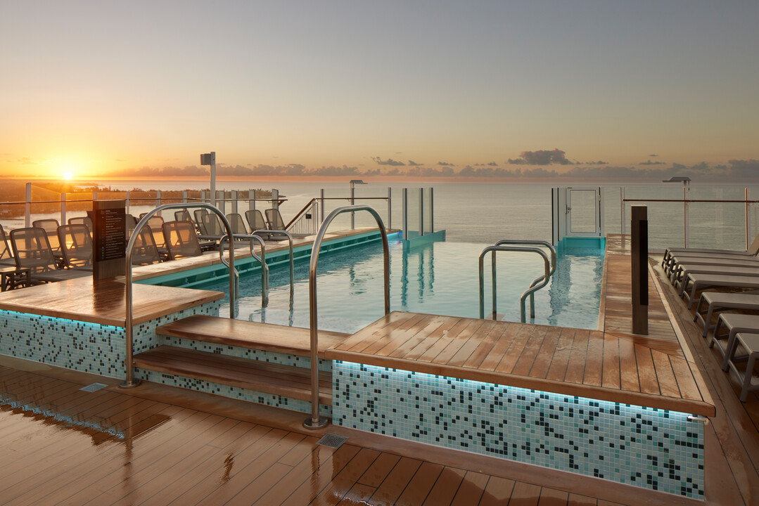 For ultimate luxury, head to Infinity and Panorama Pool