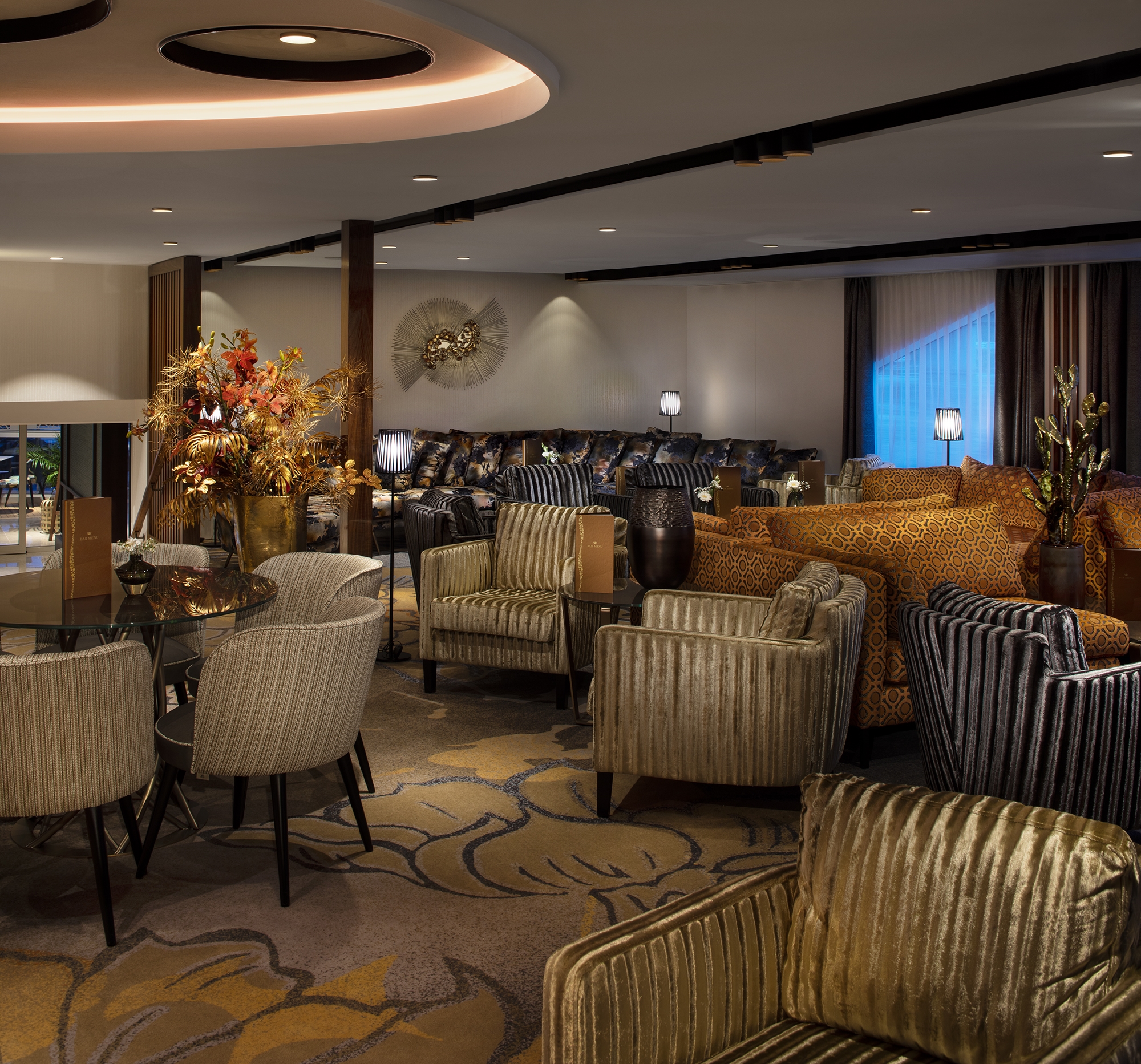 Relax in the lounge