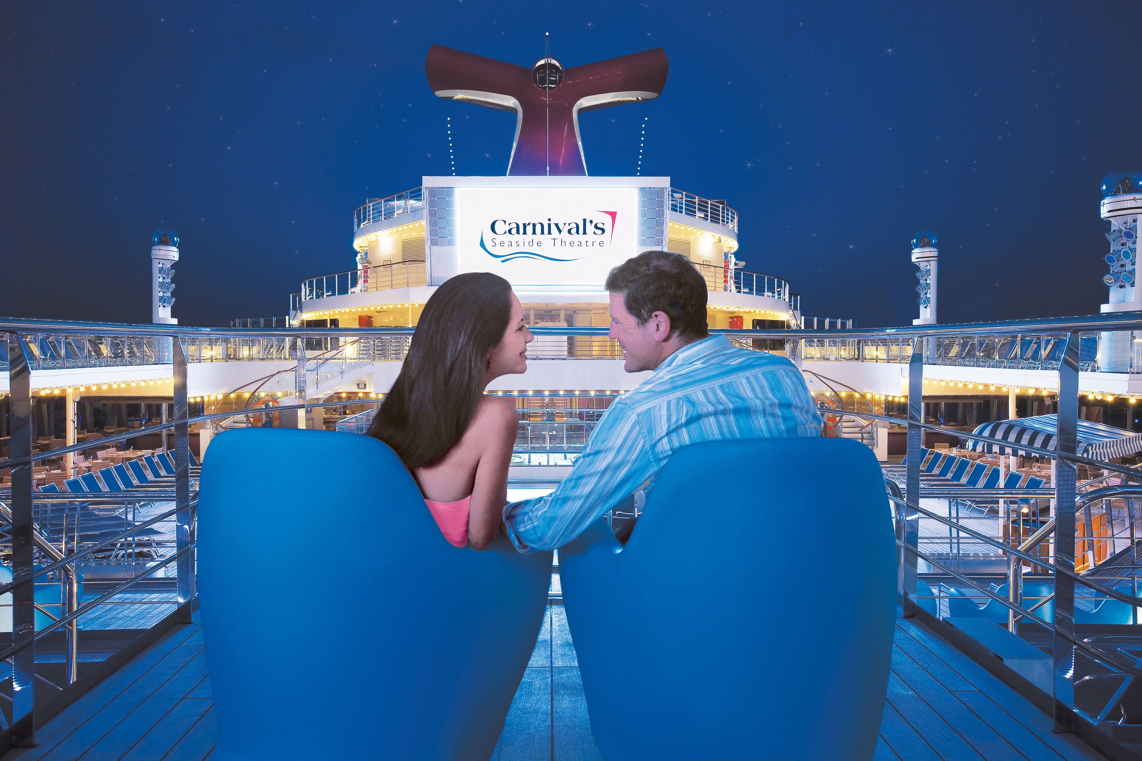 The pool deck transforms into a cinema in the evenings