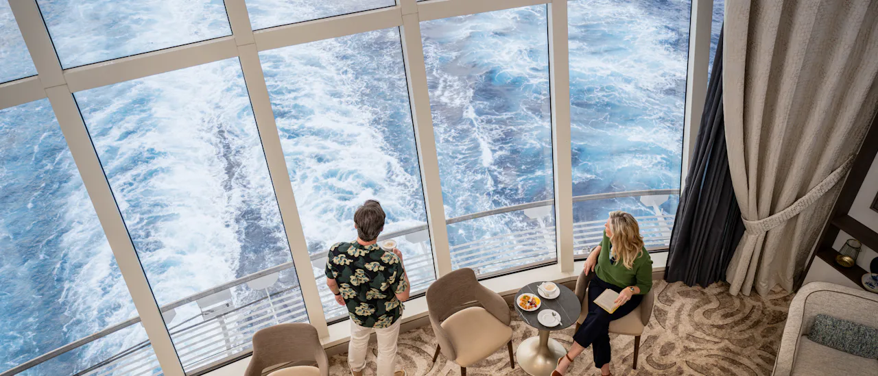 Signature Lounge