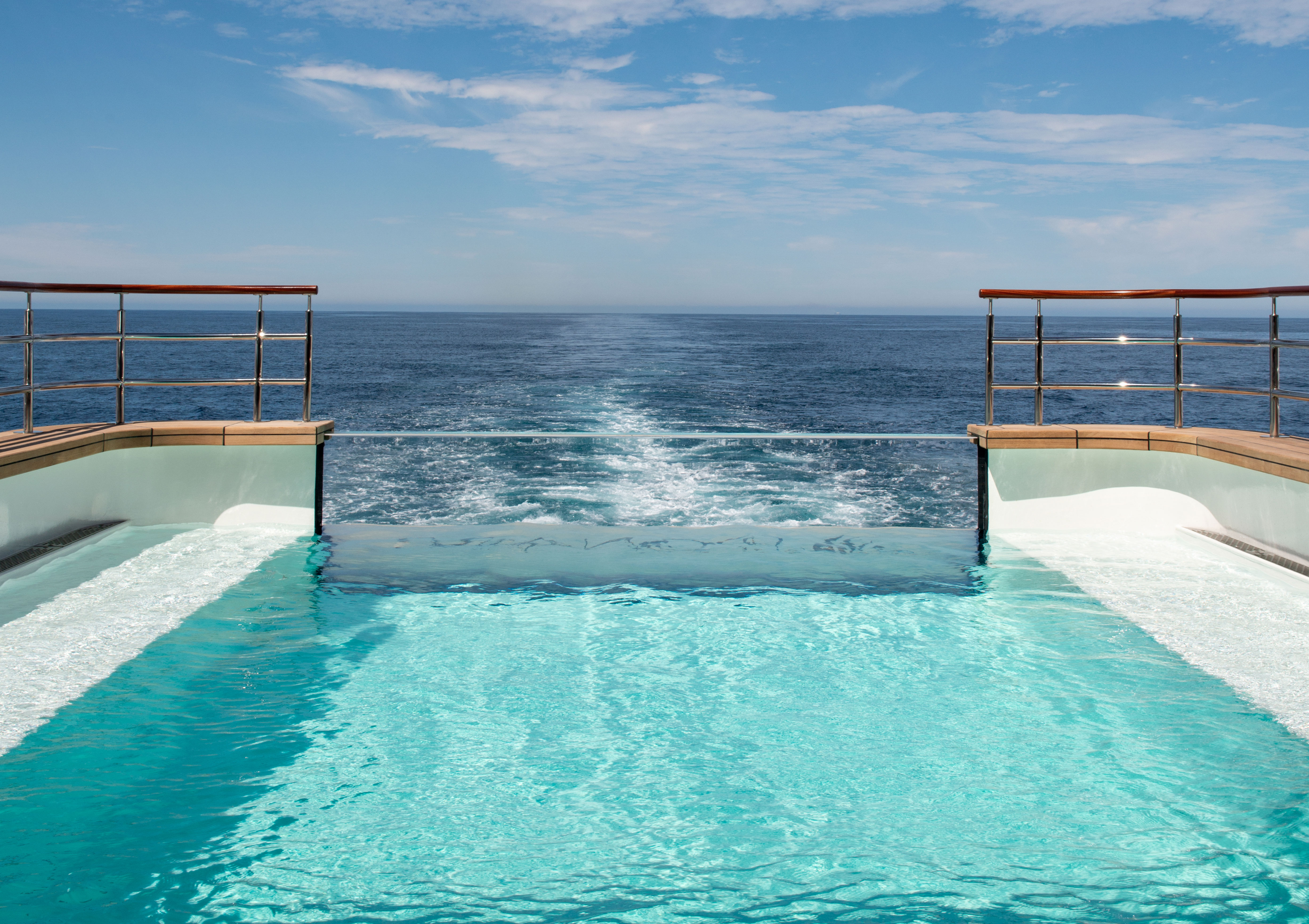 The aft infinity pool