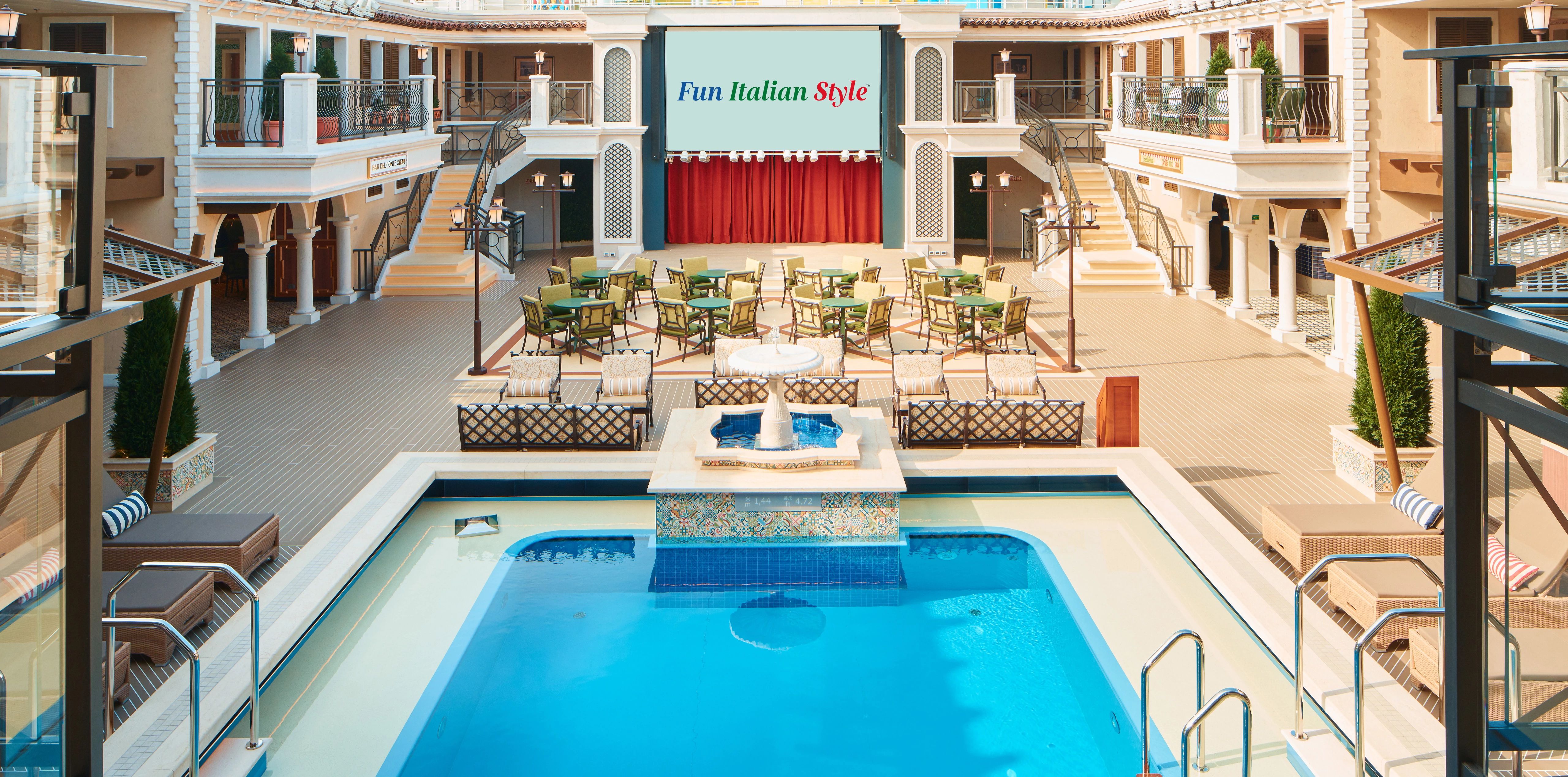 Versilia Pool Deck