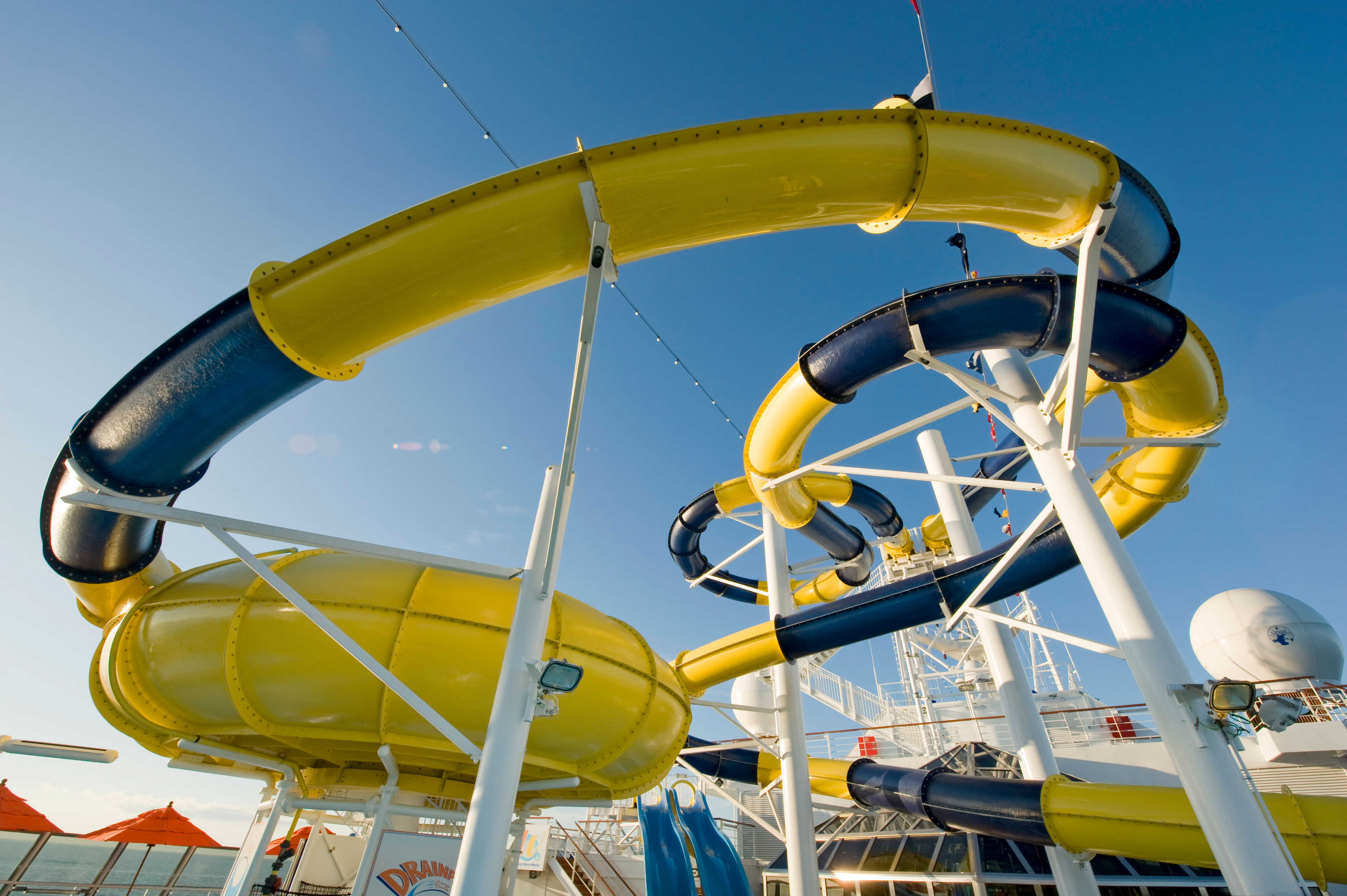 Cool rides at Carnival Waterworks