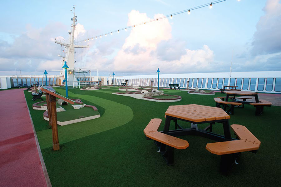 9-hole mini golf