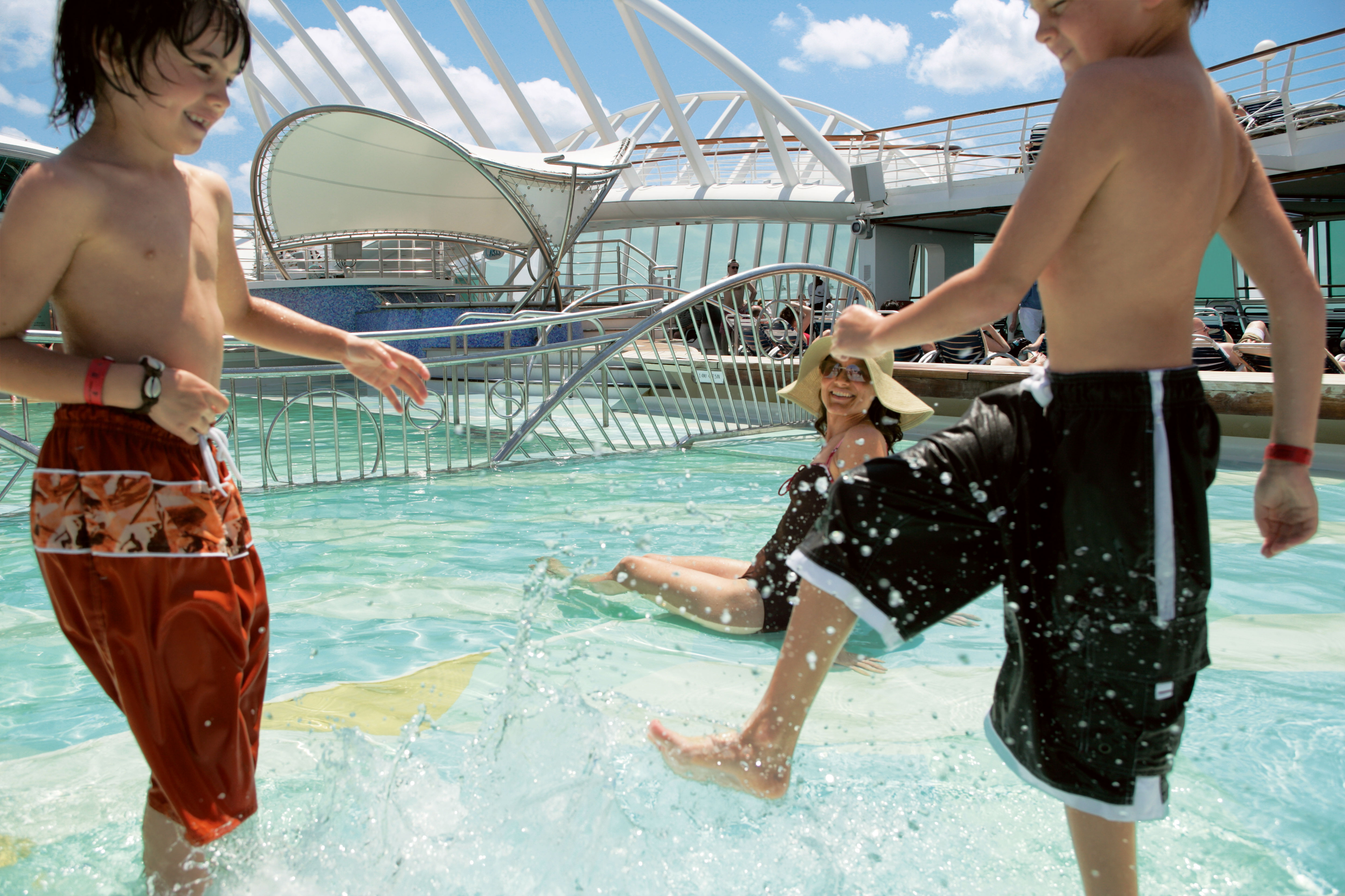 Pool activities for alla ages