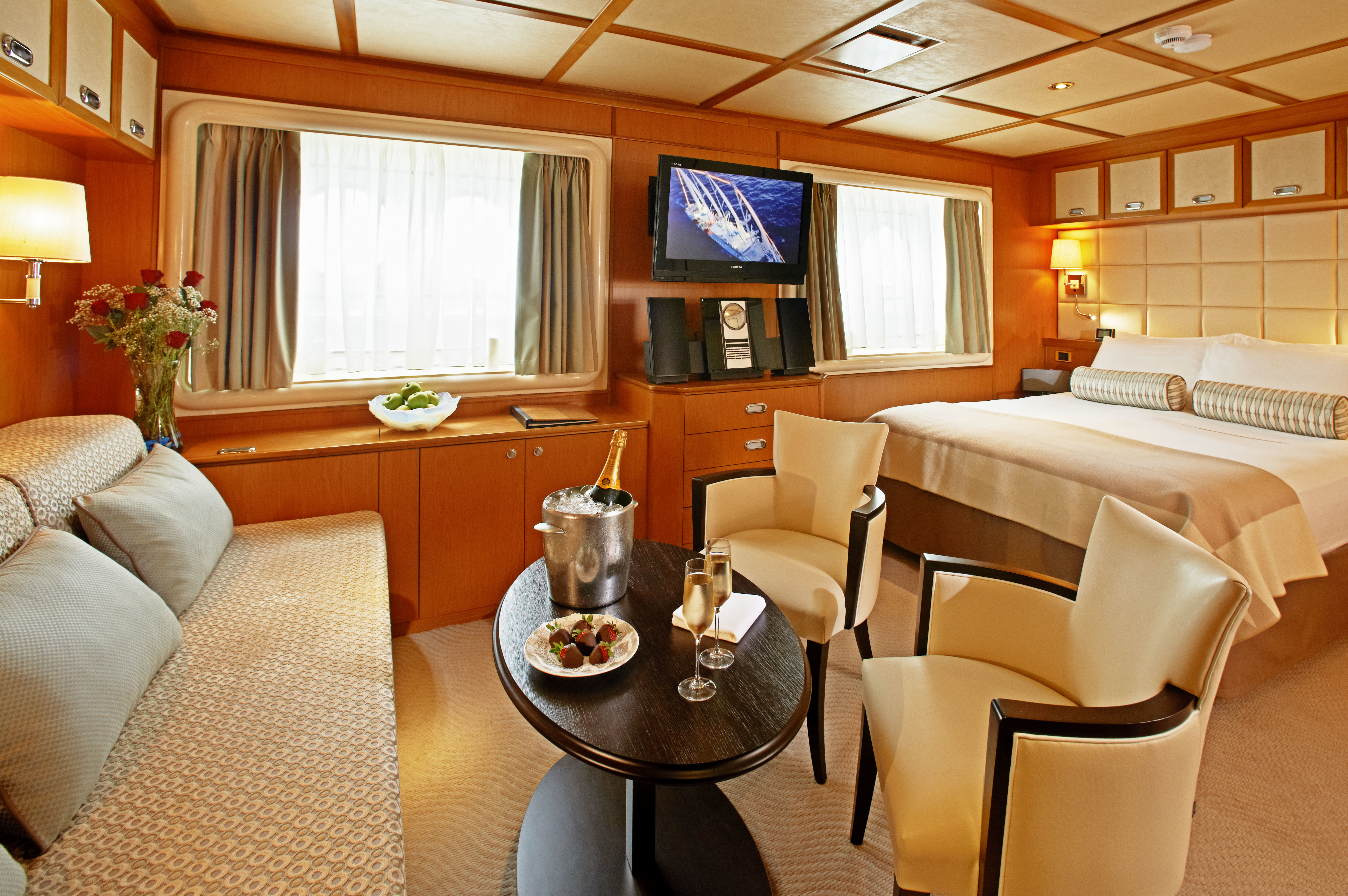 SUITE