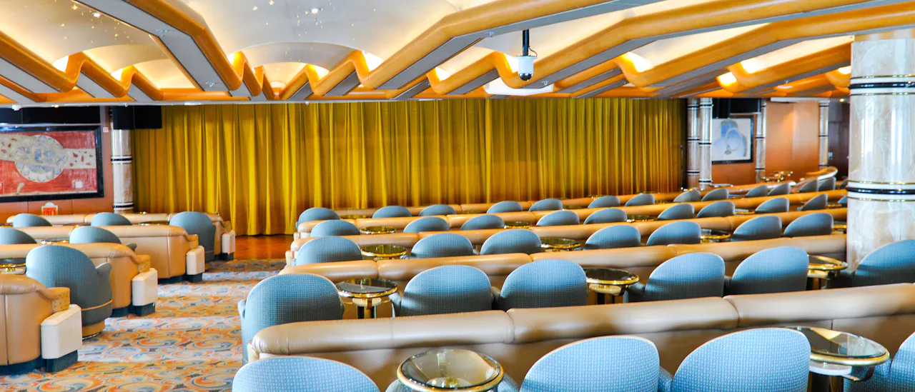 Vista Show Lounge
