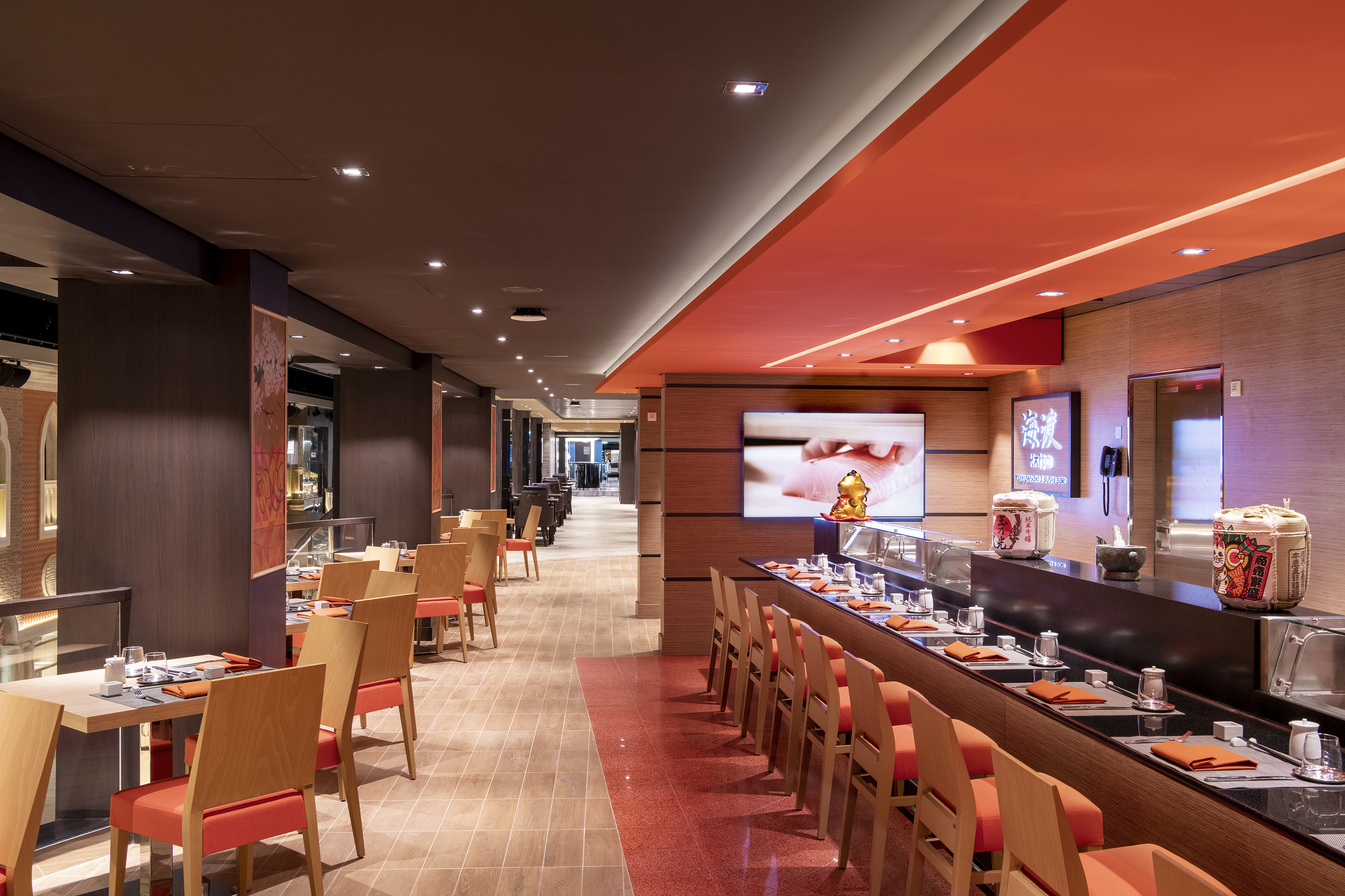 The sushi and teppanyaki restaurant Kaito