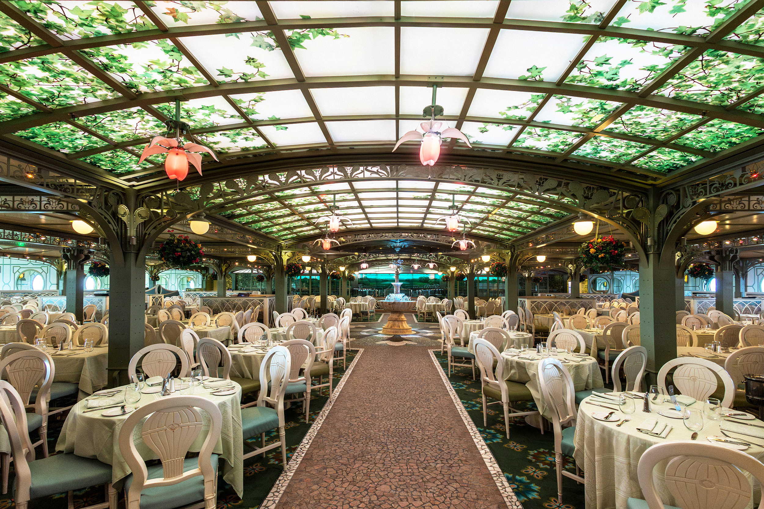 Enchanted Garden serves breakfast, lunch and dinner