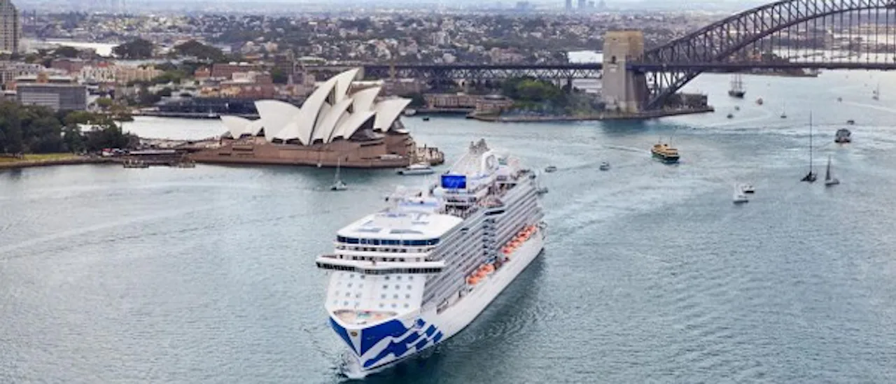 Royal Princess in Sydney Harbour