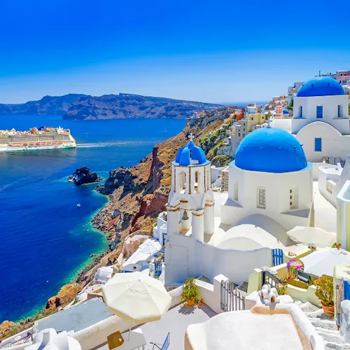 Norwegian Getaway in Santorini