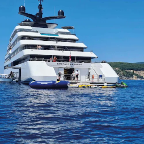 Emerald Yachts Marina Platform