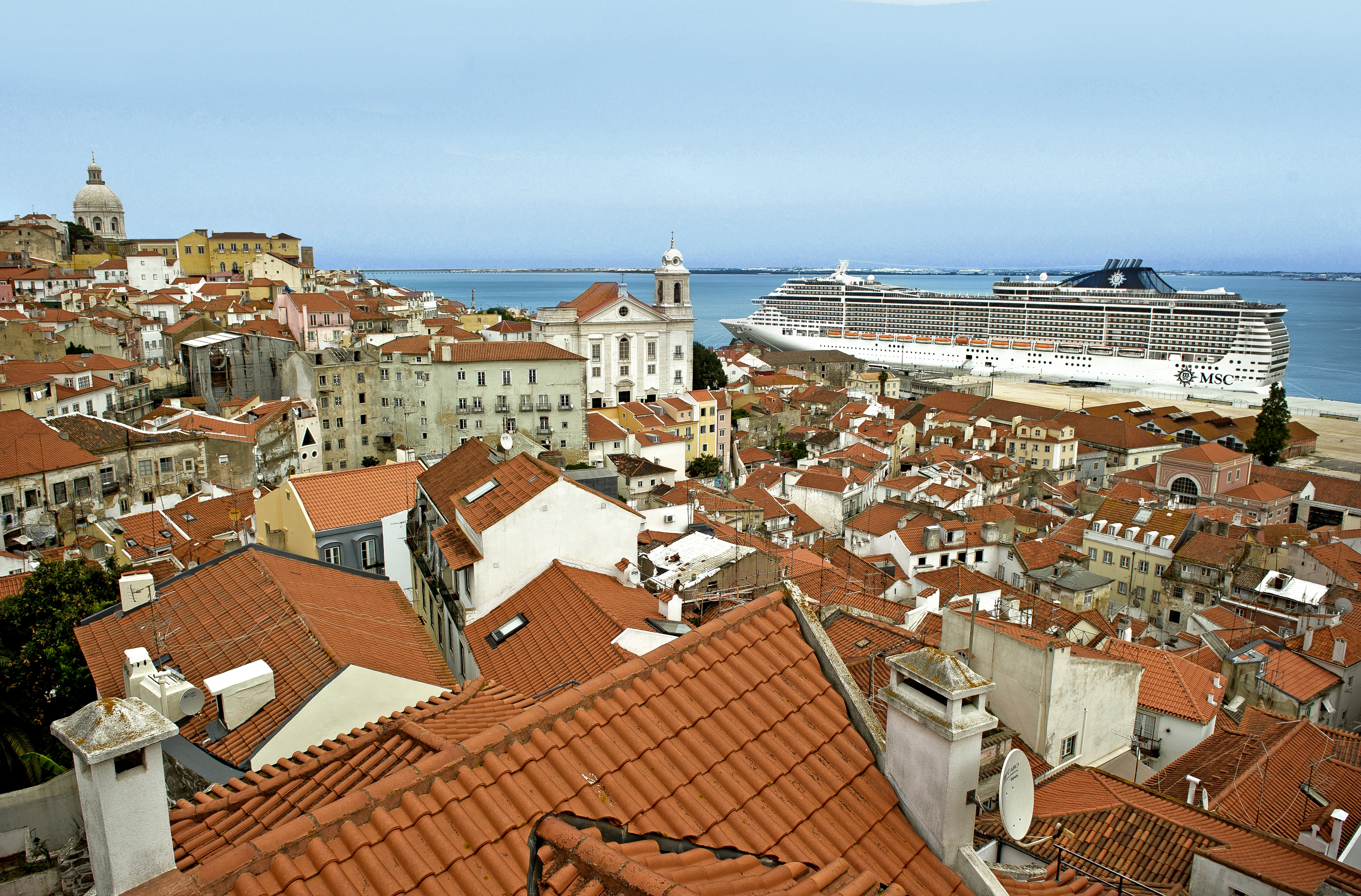 MSC Divina in Lisbon
