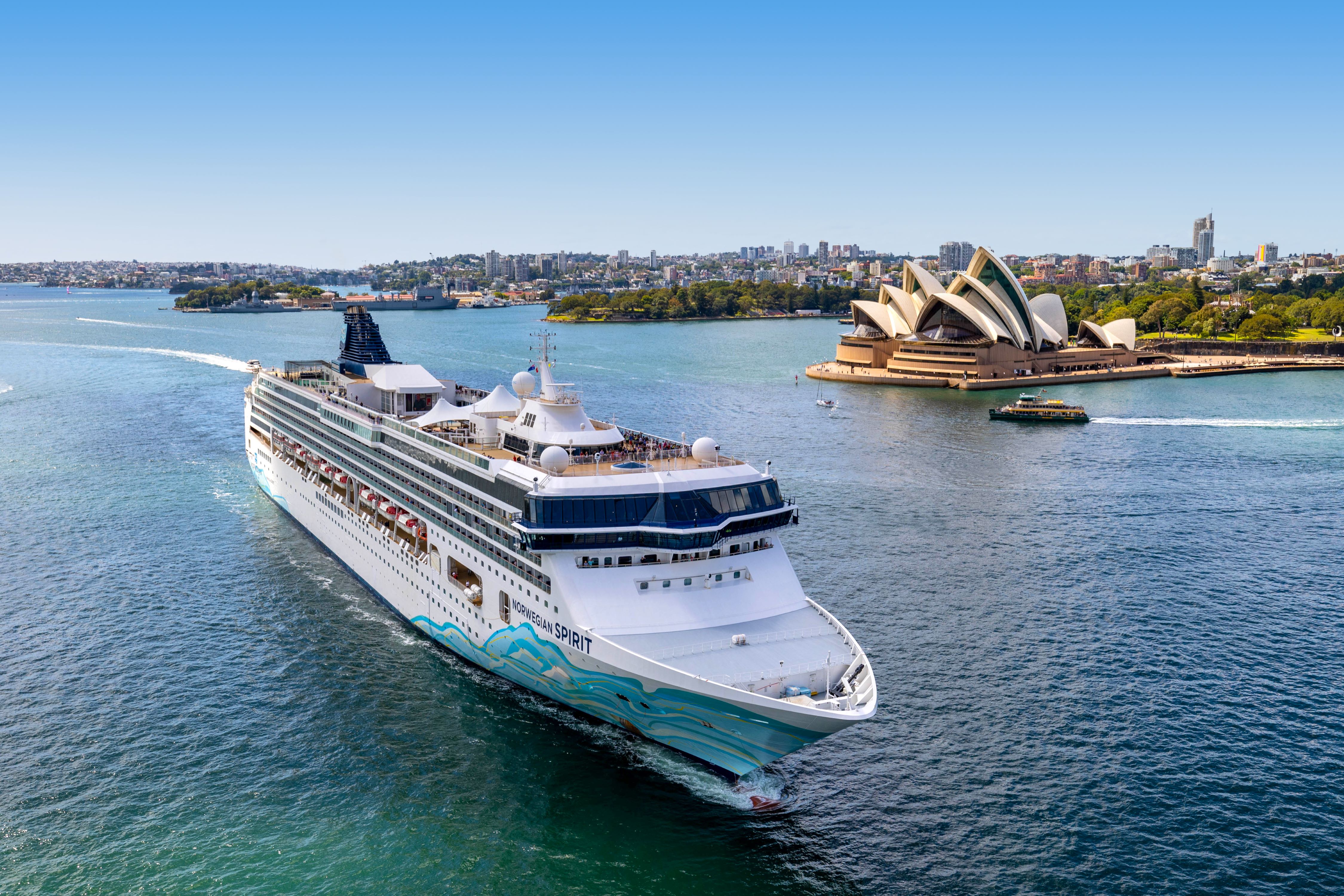 Norwegian Spirit in Sydney Harbour
