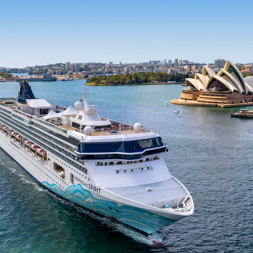 Norwegian Spirit in Sydney Harbour