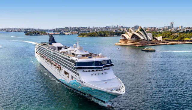 Norwegian Spirit in Sydney Harbour