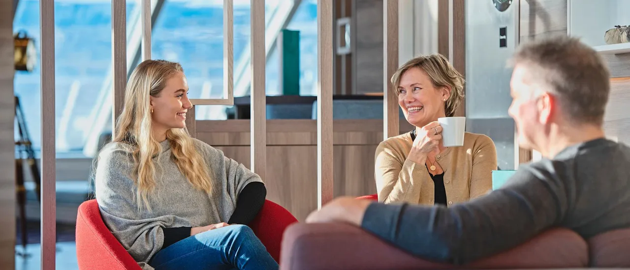 Guests enjoying Explorer Lounge