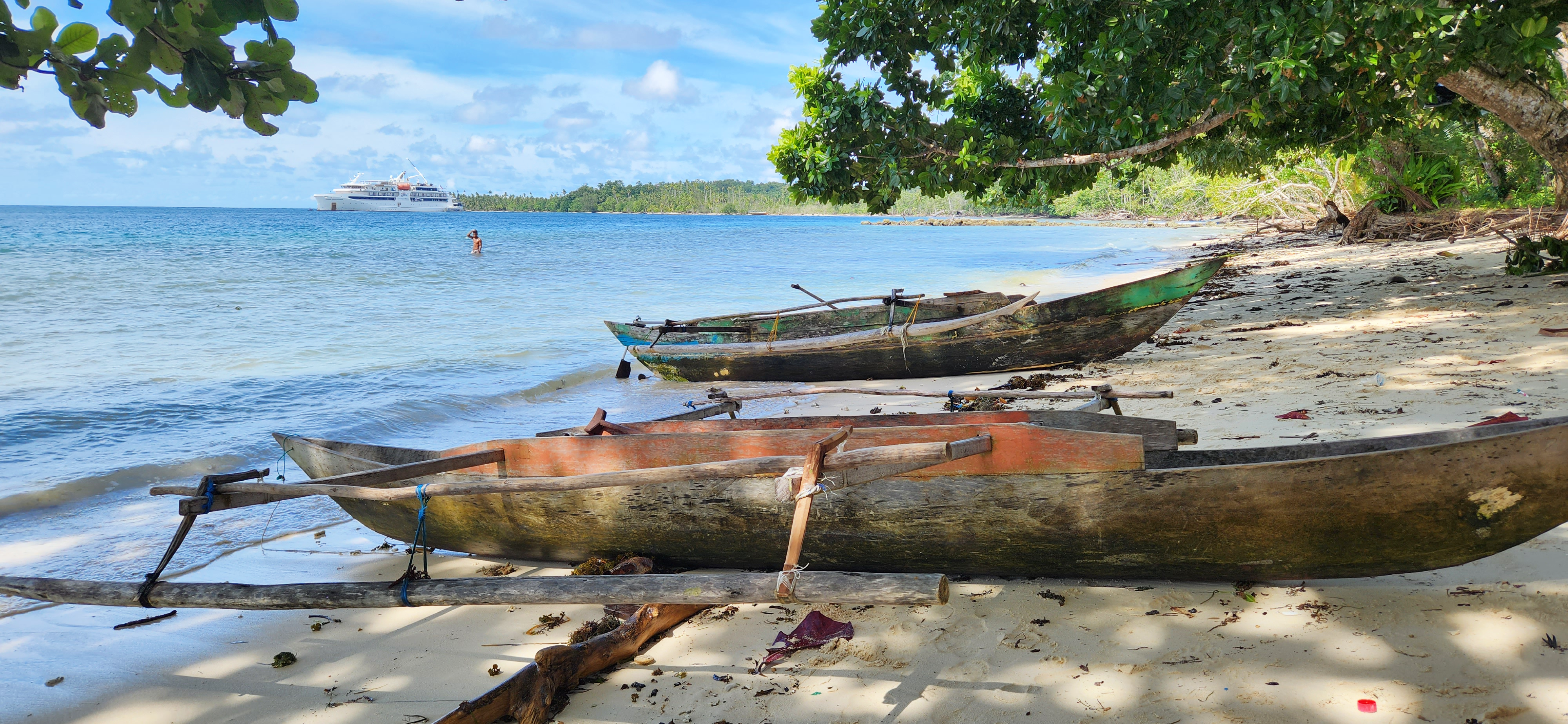 Coral Expeditions