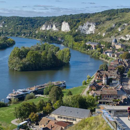 Les Andelys, France courtesy of Pascal Bernardon_Unsplash