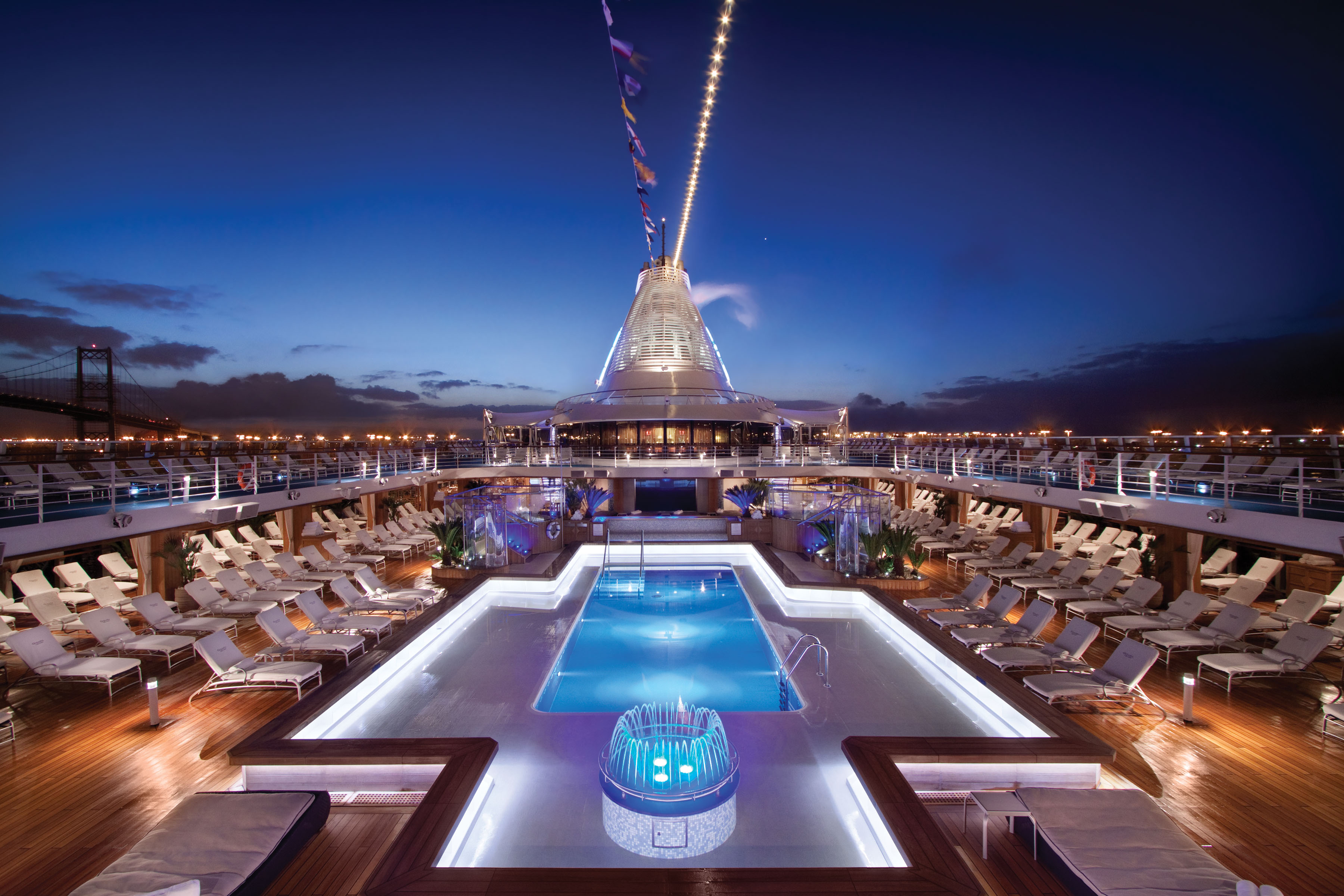 New Zealand Connoisseur Collection Cruise Over Fly Back